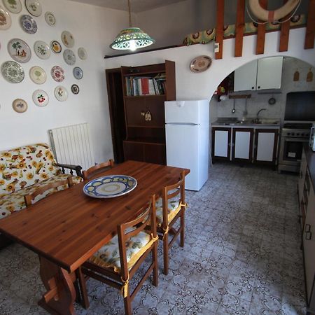Camere & Case Vacanze Lo Scoglio Castel di Tusa Dış mekan fotoğraf