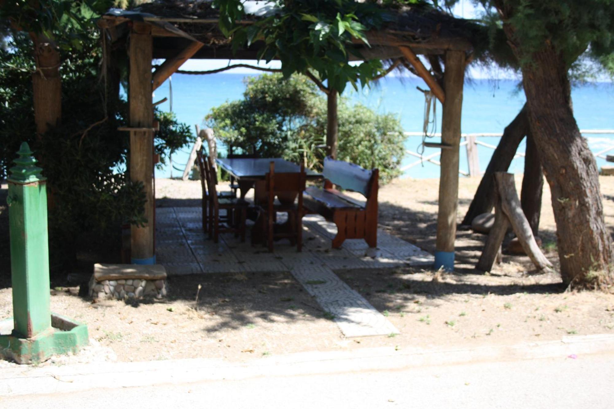 Camere & Case Vacanze Lo Scoglio Castel di Tusa Dış mekan fotoğraf